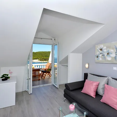 Apartman Stonehouse 2 *