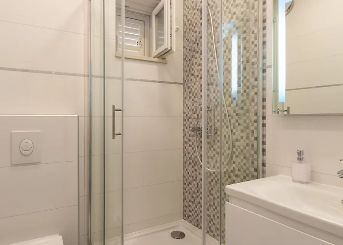 Stonehouse 2 Apartamento *