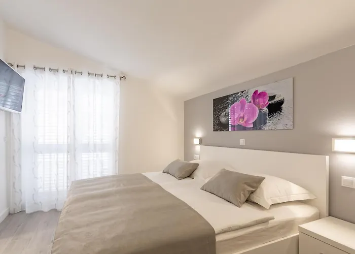 Stonehouse 2 Apartamento *