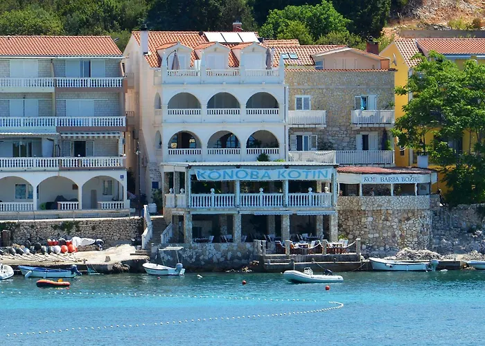 Stonehouse 2 ميلنا